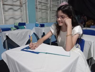 Noite de AutÃ³grafos reuniu centenas de pessoas em Rio Bonito do IguaÃ§u